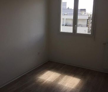 Location Appartement 3 pièces 68m² BESANCON 25000 - Photo 4