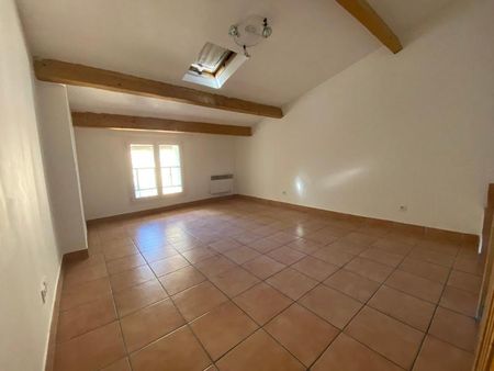 Location Appartement 3 pièces 47m² ST MAXIMIN LA STE BAUME 83470 - Photo 4