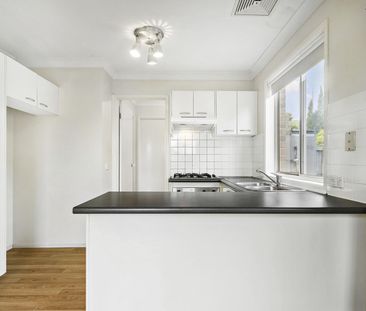 3 Bedroom Townhouse - Photo 3