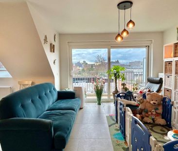 Appartement te huur in Ronse voor € 700 met 1 slaapkamer - Photo 2