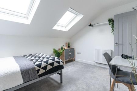 7 bedroom terraced house to rent - Photo 3