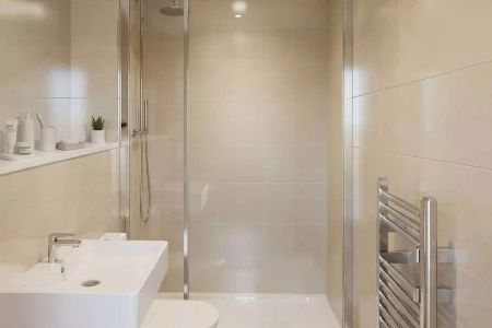 Skyline Deluxe 2 Bedroom Apartment - Photo 5