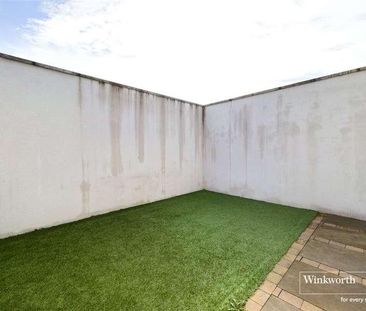 Coopers Yard, Elm Park Road, Reading, Berkshire, RG30 - Photo 6