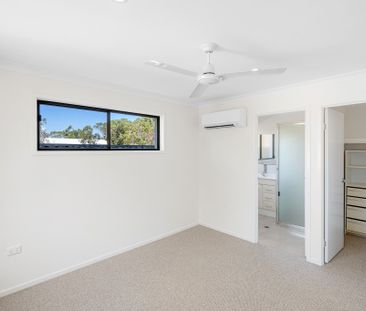 SPACE, STYLE, AND EASY LIVING AT 2 VALHALLA STREET! - Photo 4