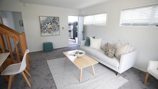 Modern Living on Naylor - Photo 1