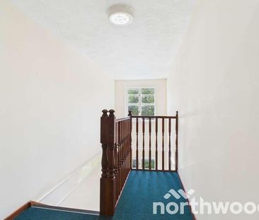 Longacre, Singleton, Ashford, TN23 - Photo 1