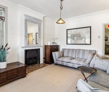 Manor Road, Walton-on-Thames, Surrey, KT12 - Photo 2