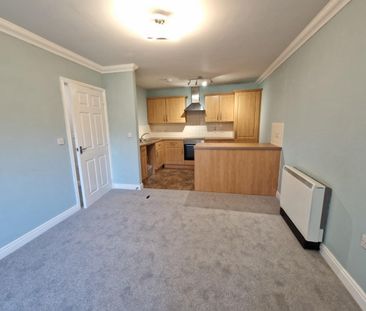2 bedroom Flat To Let - Photo 4