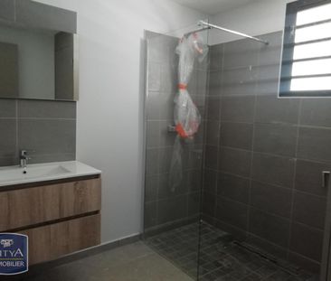 Location Appartement 2 pièces 53m² ST PIERRE 97410 - Photo 3