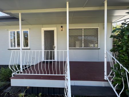 Renovated & Quiet with a Family Friendly Rear Yard - Photo 3