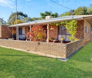 TWO BEDROOM UNIT IN MARYBOROUGH - Photo 6