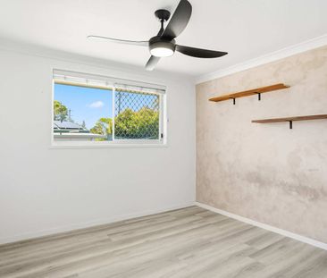 Coastal Charm with Modern Touches in the Heart of Kingscliff - Photo 6