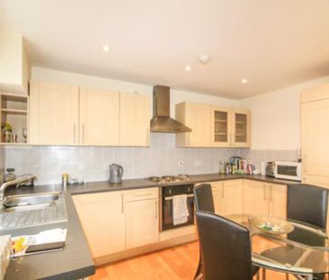 2 bedroom apartment to rent - Photo 5