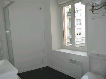 1 Pièce bis Centre ville – - Photo 2