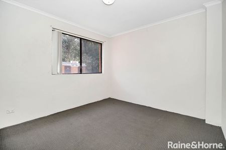 Ground Floor Apartment - Photo 2