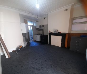 Studio Flat, Hampton Road, B6 - Photo 5
