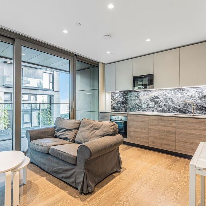 Studio to rent - Photo 1