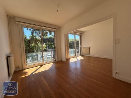 Location Appartement 1 pièce 40m² BLOIS 41000 - Photo 2