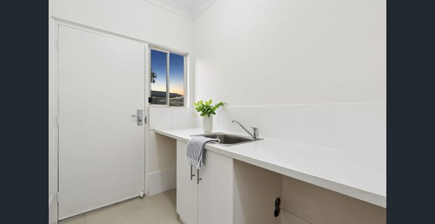 Relaxed Beachside Living - Photo 1