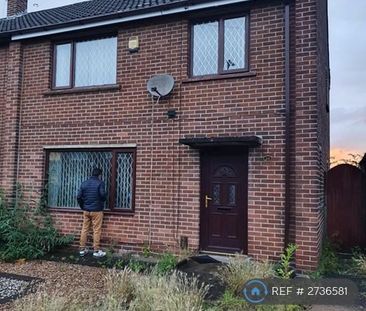 3 bedroom semi-detached house to rent - Photo 3