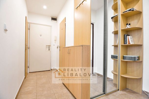 Pronájem bytu 2+1 69 m² - Photo 1