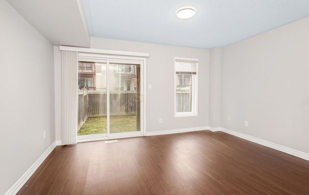 For Lease - 7127 Chatham Court, Mississauga, Ontario - Photo 1