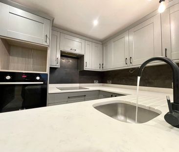 Kingfisher Walk, Ash, Aldershot, Surrey, GU12 - Photo 1