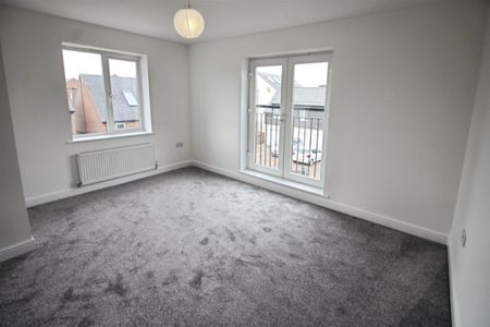 Parkside Crescent, Seacroft, Leeds - Photo 2