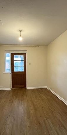 1 bedroom ground floor flat to rent - Photo 1