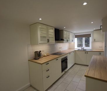 2 bedroom house to rent - Photo 3