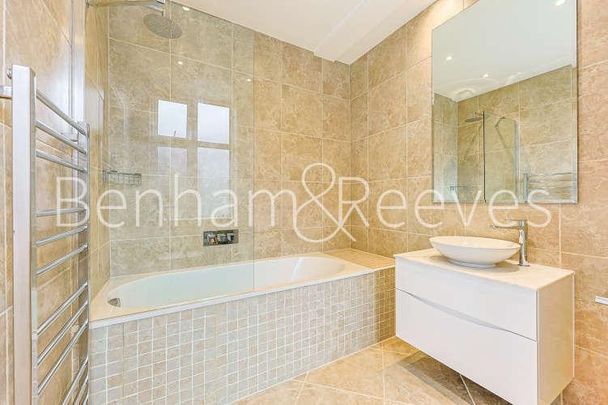 Ross Court, Putney Hill, SW15 - Photo 1