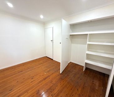 Comfortable Living in a Convenient Location - Photo 4