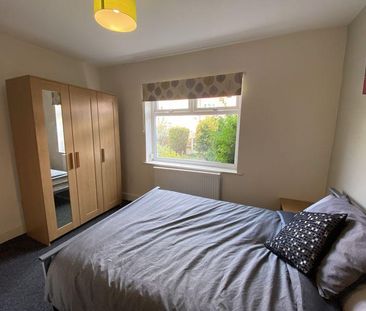 1 bedroom in a house share to rent - Photo 4
