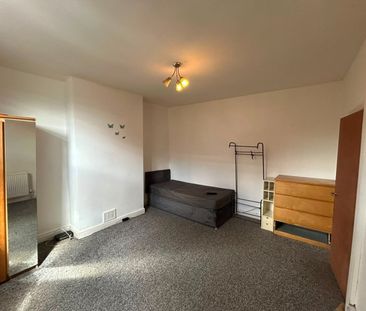 2 Bed Detached House, Oban Terrace, LS12 - Photo 5
