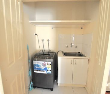 4 Bedroom Townhouse close to Monash University and Medical Centre- ... - Photo 2