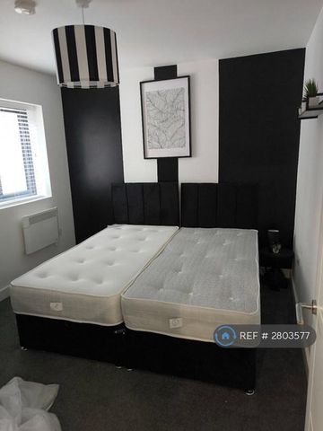 1 bedroom flat to rent - Photo 3