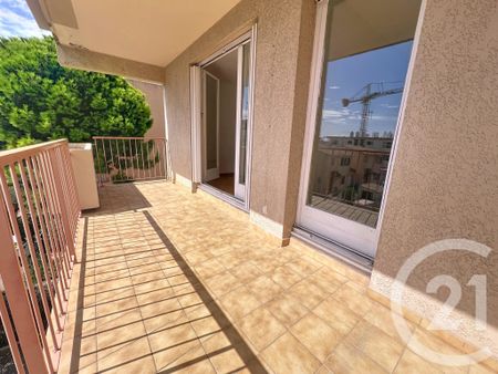 Location Appartement 3 pièces 58m² ST LAURENT DU VAR 06700 - Photo 5