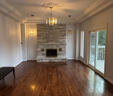 For Lease - 2501 Mississauga Road Unit# Upper, Mississauga, Ontario - Photo 4