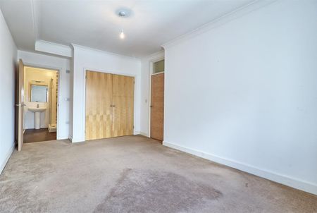 2 Bedroom Flat - Photo 3