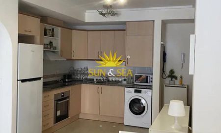 APARTMENT WITH 2 BEDROOMS AND 1 BATHROOM - Photo 4