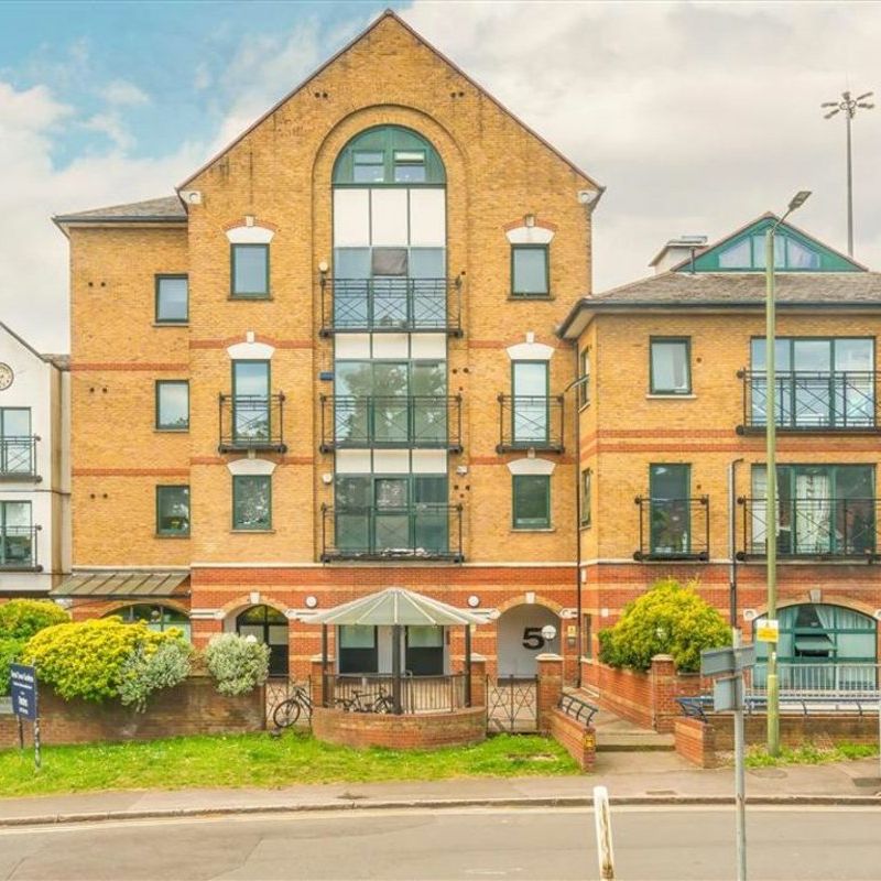 Brent Cross Gardens - Photo 2