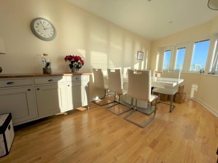 2 bedroom penthouse to rent - Photo 5