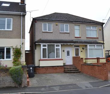 3 bedroom semi-detached house to rent - Photo 1