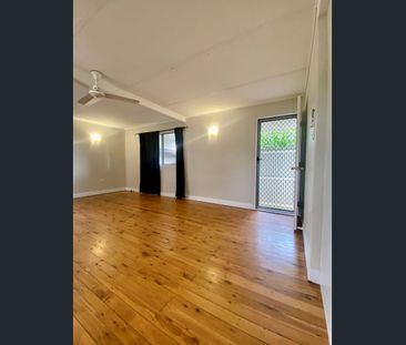 Comfortable Family Home in the Heart of Gracemere - Photo 4