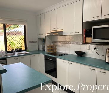 Beautiful home located in quiet court - Photo 5