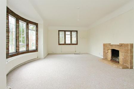 4 bedroom detached house to rent - Photo 5