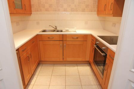 2 bedroom flat to rent - Photo 5