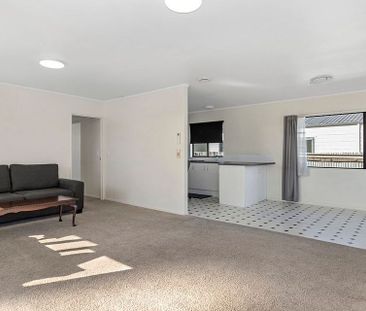 Charming 3BR Nawton Home, Close to Avalon Drive. - Photo 6