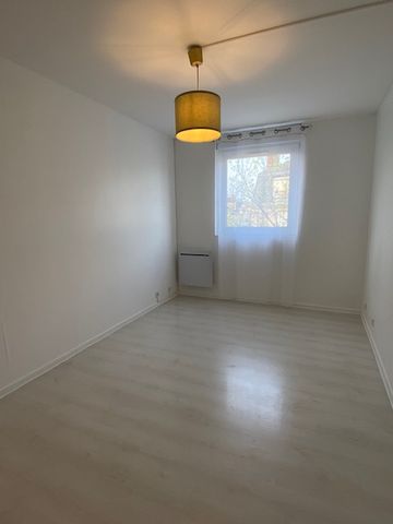 Appartement à louer - REIMS - CENTRE- CAMILLE LENOIR - Photo 3