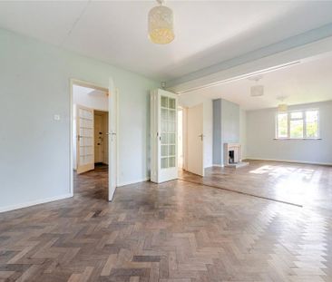 5 bedroom detached house to rent - Photo 4